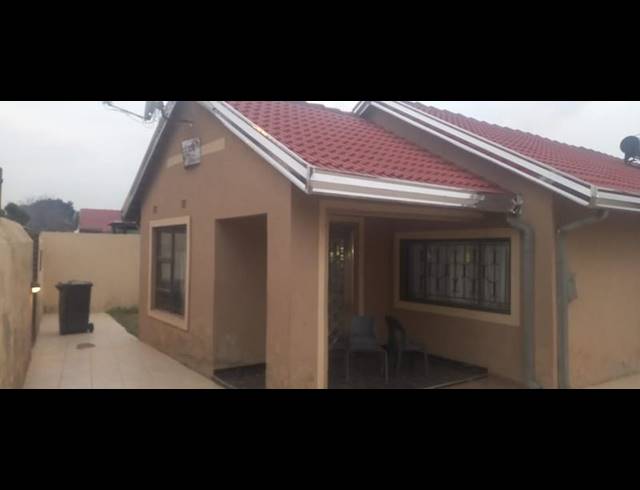 3 BEDROOM HOUSE FOR SALE IN DOBSONVILLE